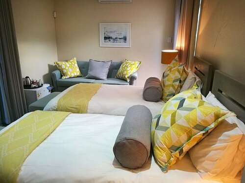 Gardenview Guest House, Забронировать Гостевой дом Порт-Элизабет 