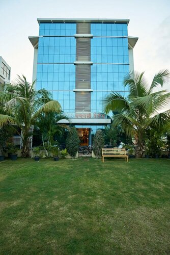 Hotel Ganpati Palace Shirdi Newly Renovated, Reserva ahora Hotel Hoteles en Maharashtra con piscina, Piscina