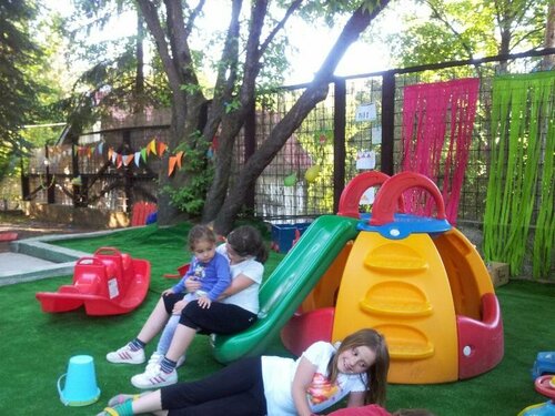 Guesthouse Druga kuća Faletići, Забронировать Отель Отели Сараевского кантона с парковкой, Парковка