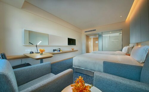 Holiday Inn Express Nantong Textile City by IHG, Rezerwuj Hotel Hotele w Nantong z Parkingiem, Parking