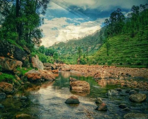 Kosi Valley Retreat, Varaa Hotelli Almora Uttarakhand