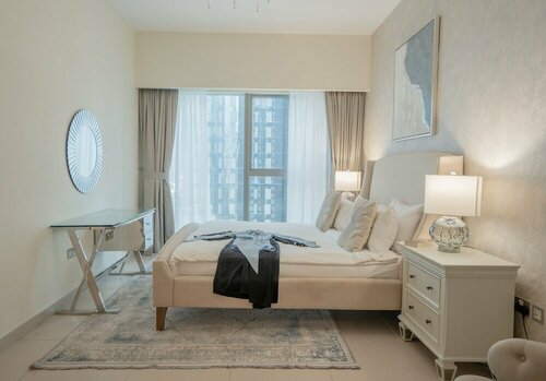 Nasma Luxury Stays - Central Park Tower, Забронировать Апартаменты/квартира Отели Эмирата Дубая с парковкой, Парковка
