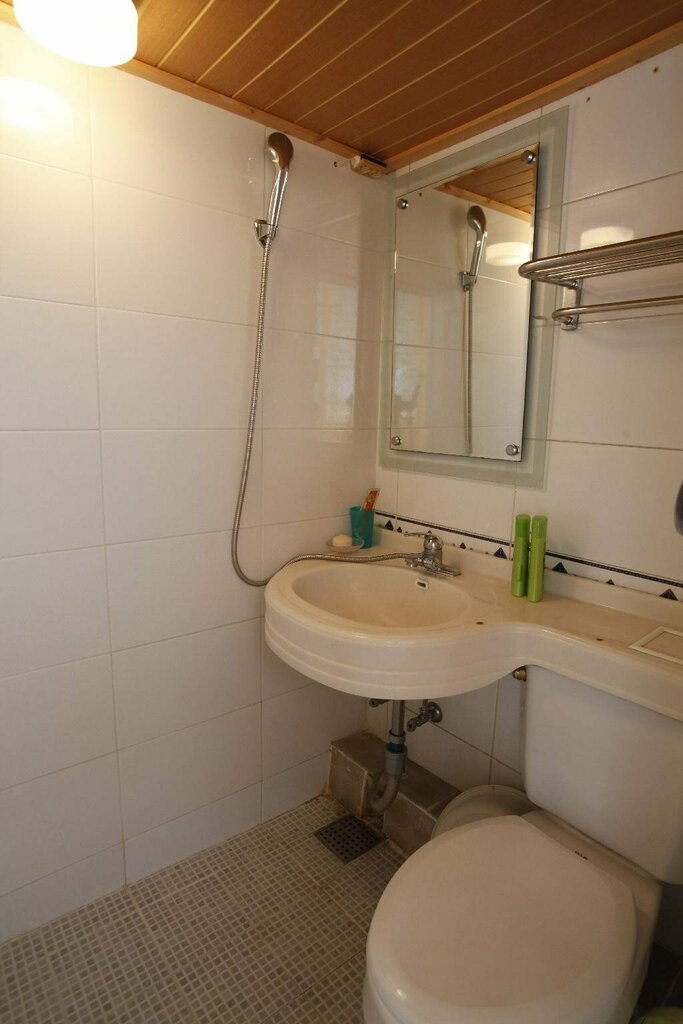Inwoo Guesthouse