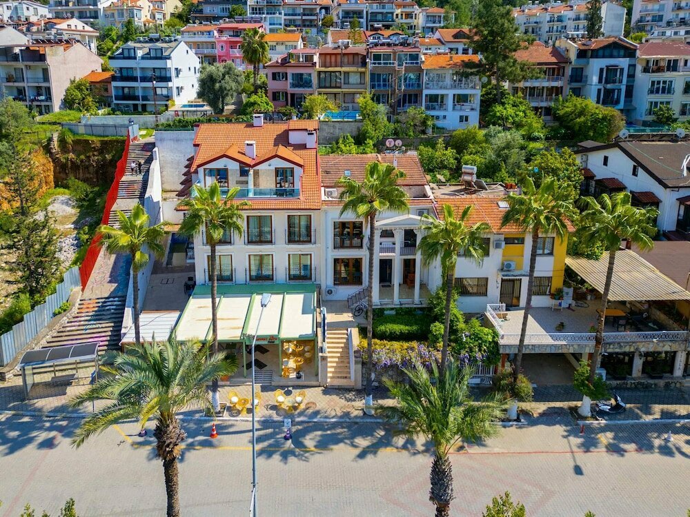 Cennet Life Hotel