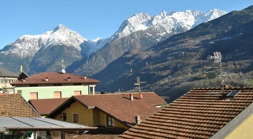 B&B Il Pettirosso, Reserva ahora Bed & breakfast Malonno Lombardía