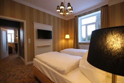 Kurhaus Masserberg, Prenota Hotel Hotel 3 stelle a Masserberg, 3*