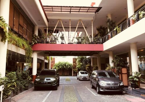 Grand mansion hotel, Buchen Sie Hotel Blitar Jawa Timur