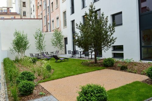 Quality Suites Lyon Confluence, Rezerwuj Hotel Hotele w 2nd arr z basenem, Basen