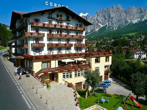 Hotel Corona, Забронировать Отель Отели Кадоре с питанием, Пансион