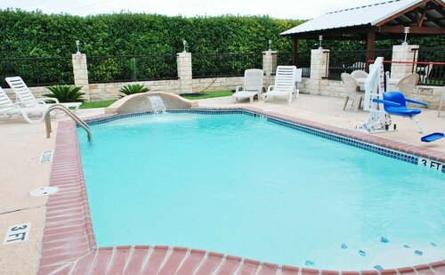 Americas Best Value Inn Buda, Prenota Locanda Buda Greater Austin