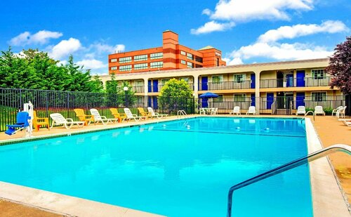 Days Inn by Wyndham Towson, Book Hotel Towson 
