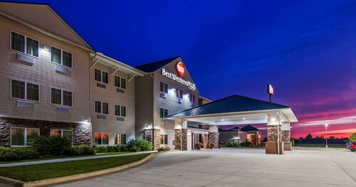 Green Mill Village Hotel & Suites, BW Signature Collection, Buchen Sie Hotel Arcola Illinois