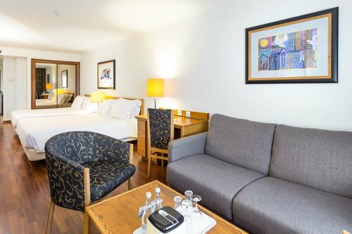 Radisson Blu Hotel Lisbon, Забронировать Отель Алваладе Лиссабон