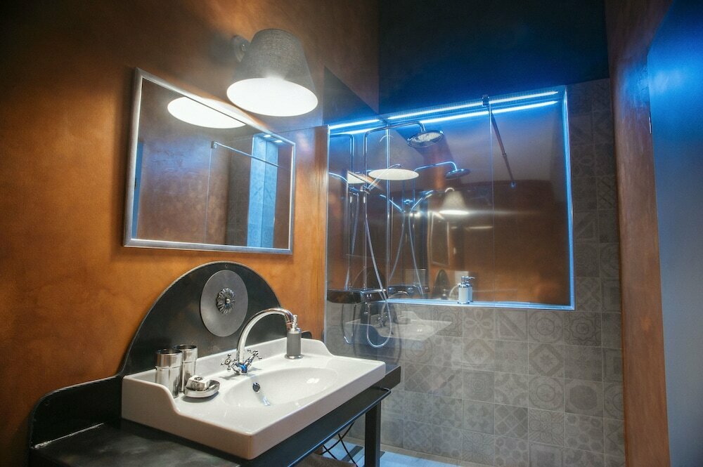 Mirakul Residence in a cute historic town