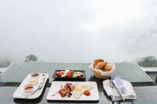 Hotel Mystic Mountain, Забронировать Отель Нагаркот Катманду