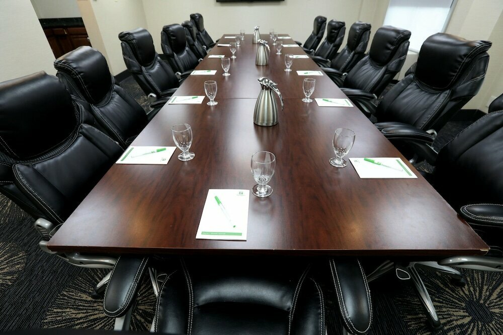 Holiday Inn Chicago O'Hare Area by Ihg