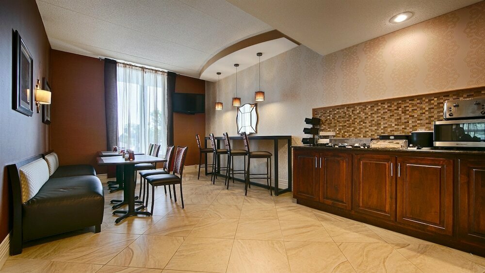 Best Western Columbia Inn