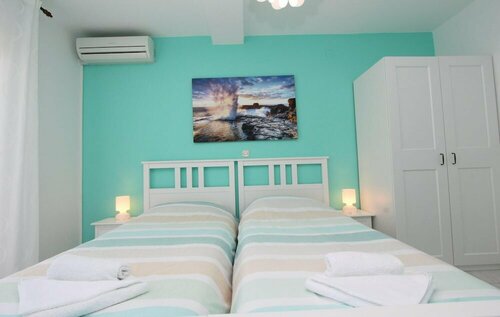 Apartment Ambienti, Забронировать Апартаменты/квартира Отели Ровинь с парковкой, Парковка