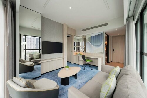 Holiday Inn Kuala Lumpur Bangsar by IHG, Забронировать Отель Куала-Лумпур Федеральная территория Куала-Лумпур, рядом с Торговый центр The Gardens Mall