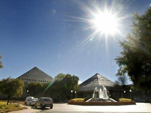 Black Mountain Leisure & Conference Hotel, Book Hotel Free State hoteller med morgenmad, Morgenmad
