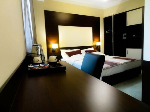 Boutique Hotel Golden Star, Забронировать Отель Недорогие отели Тузла, недорогие