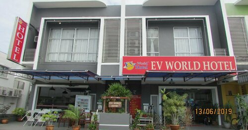 Hotel Zamburger Enstek, Book Hotel Hoteller i Negeri Sembilan med parkering, Parkering