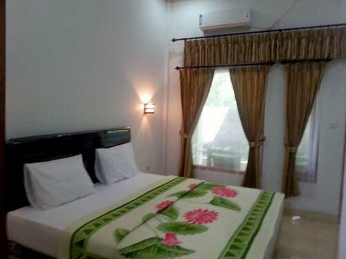 Krisna Home Stay, Забронировать Отель Отели Кута, острова Ломбок 3 звезды, 3*