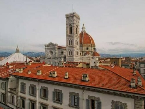 Relais Il Campanile al Duomo, Забронировать Отель «постель и завтрак» Отели в центре Флоренции, в центре