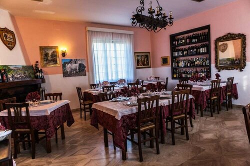 Il Ciclope CountryHotel & Restaurant, Забронировать Отель Арпино Ciociaria