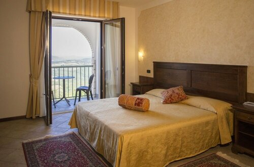 Hotel al Brunello di Montalcino, Забронировать Отель Отели Монтальчино с завтраком, Завтраки
