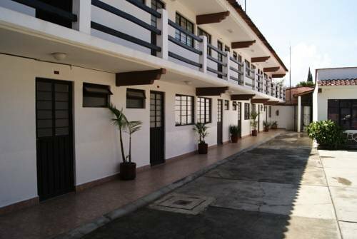 Hotel las bugambilias, Book Hotel Hoteller i State of Mexico med parkering, Parkering