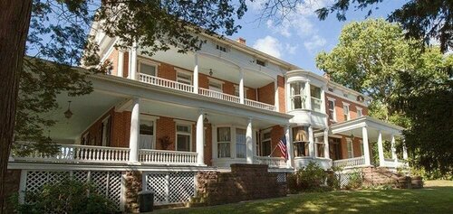 Emig Mansion, Book Bed and Breakfast Hoteller i Pennsylvania med parkering, Parkering