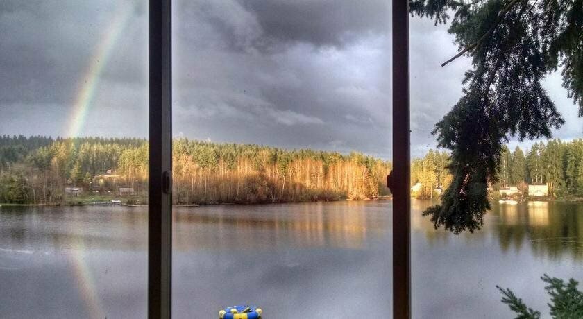 Cottage Lake Bed and Breakfast