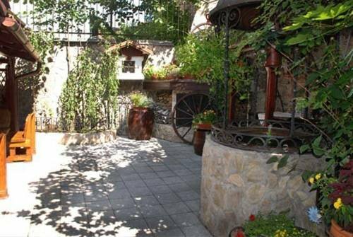 Hotel Kuria, Забронировать Отель Отели Банска-Бистрицы с парковкой, Парковка