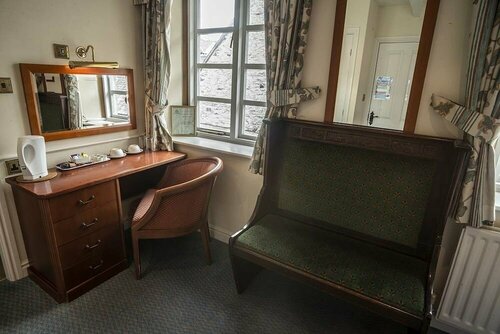 Shakespeare Inn, Rezervați Hotel Hoteluri în Kendal cu parcare, Parcare