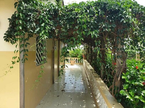 Kunta Kinteh Beach Complex, Book Lejlighedshotel Hoteller i Kanifing med pool, Swimmingpool