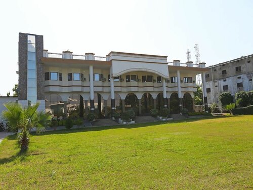 Shimla Resort, Забронировать Курортный отель Курортные отели Лакхнау, Курортный отель