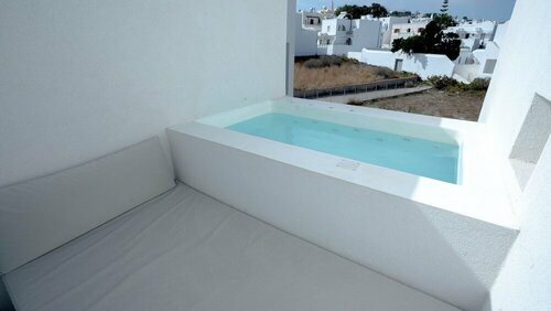 Neo Suites, Забронировать Отель Тира Santorini Caldera
