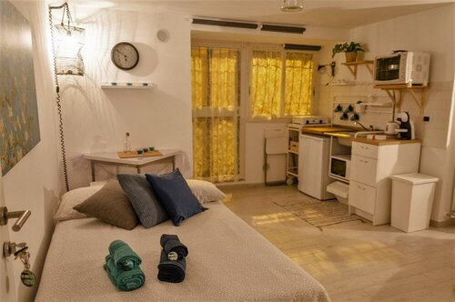 Bell & Buon B&B, Buchen Sie Bed & Breakfast Hotels in Pozzuoli mit Parkplatz, Parkplätze