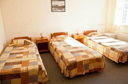 Hotel Skanste, Забронировать Отель Отели Риги с завтраком, рядом с Квартал-памятник архитектуры в стиле модерн, Завтраки