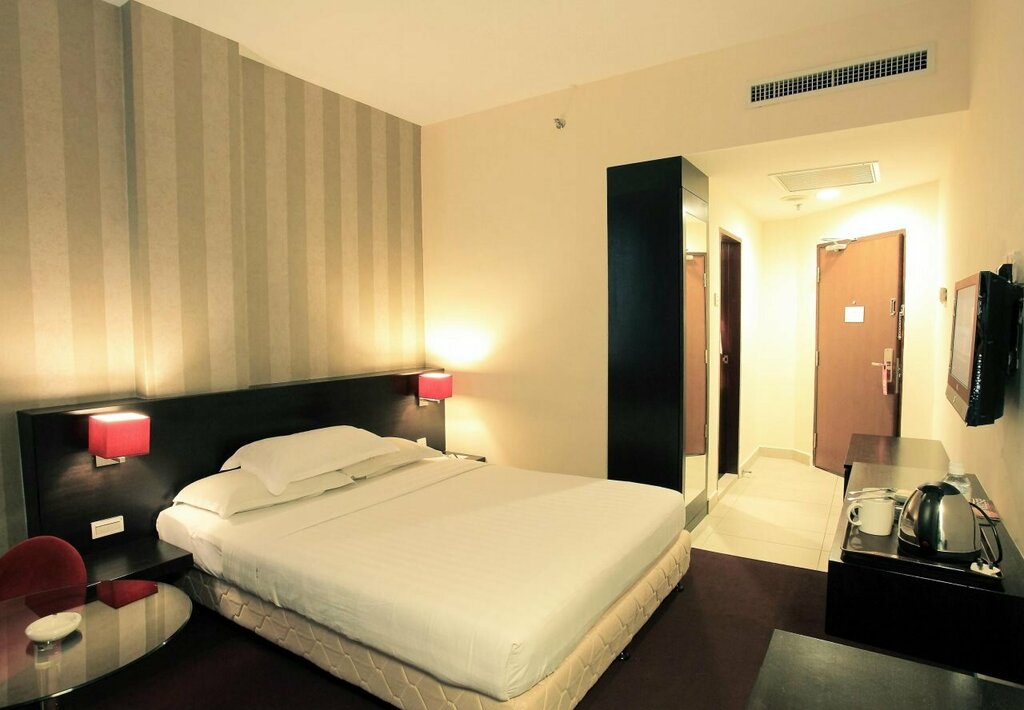 SSL Traders Hotel
