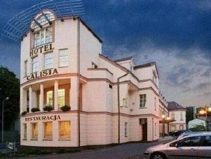 Hotel Calisia, Забронировать Отель Отели в центре Калиш, в центре, Парковка