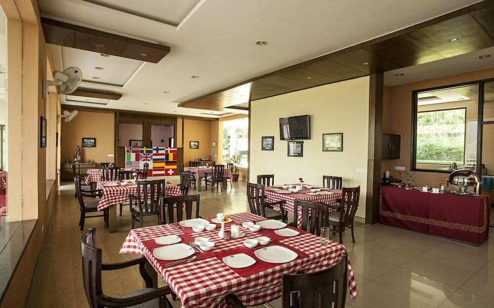 Flag House Resort