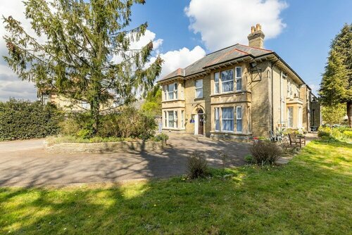 Shelford Lodge, Book Bed and Breakfast Cambridge Storbritannien