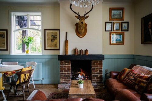 The Cricketers Inn, Buchen Sie Pension Steep England
