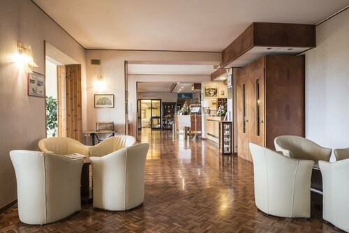 Hotel Vega, Book Hotel Hoteller i Perugia med pool, Swimmingpool