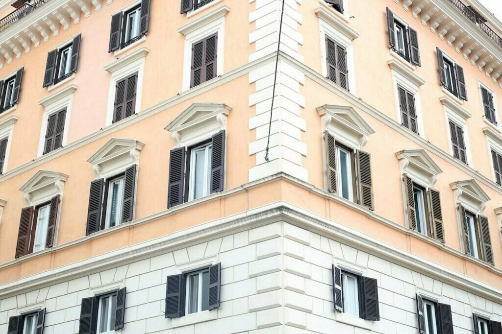 Piccolo di piazza di spagna suites vicino VIA veneto e villa borghese Christmasworld