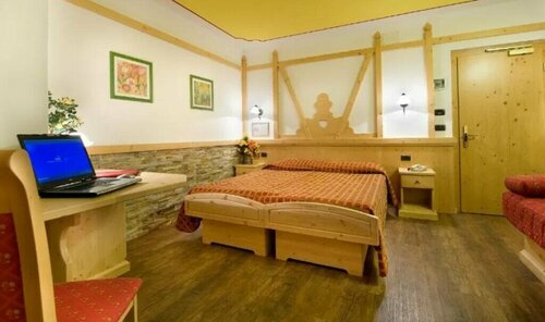 Residence Adamello, Varaa Hotelli Passo del Tonale Trentino Alto Adige