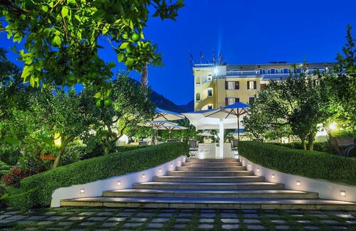 La Medusa Hotel - Dimora di Charme, Забронировать Отель Кастелламмаре-ди-Стабия Полуостров Соррентине