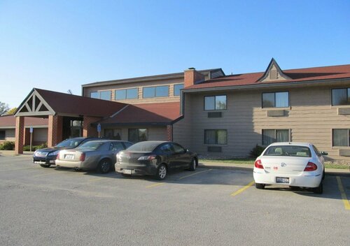 Tivoli Inn & Suites, Prenota Hotel Elk Horn Iowa